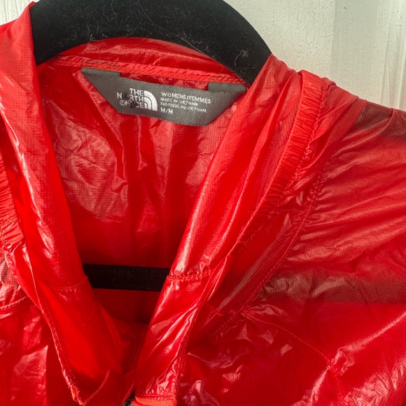 The North Face Summit Series Red Windbreaker - Picture 4 of 5